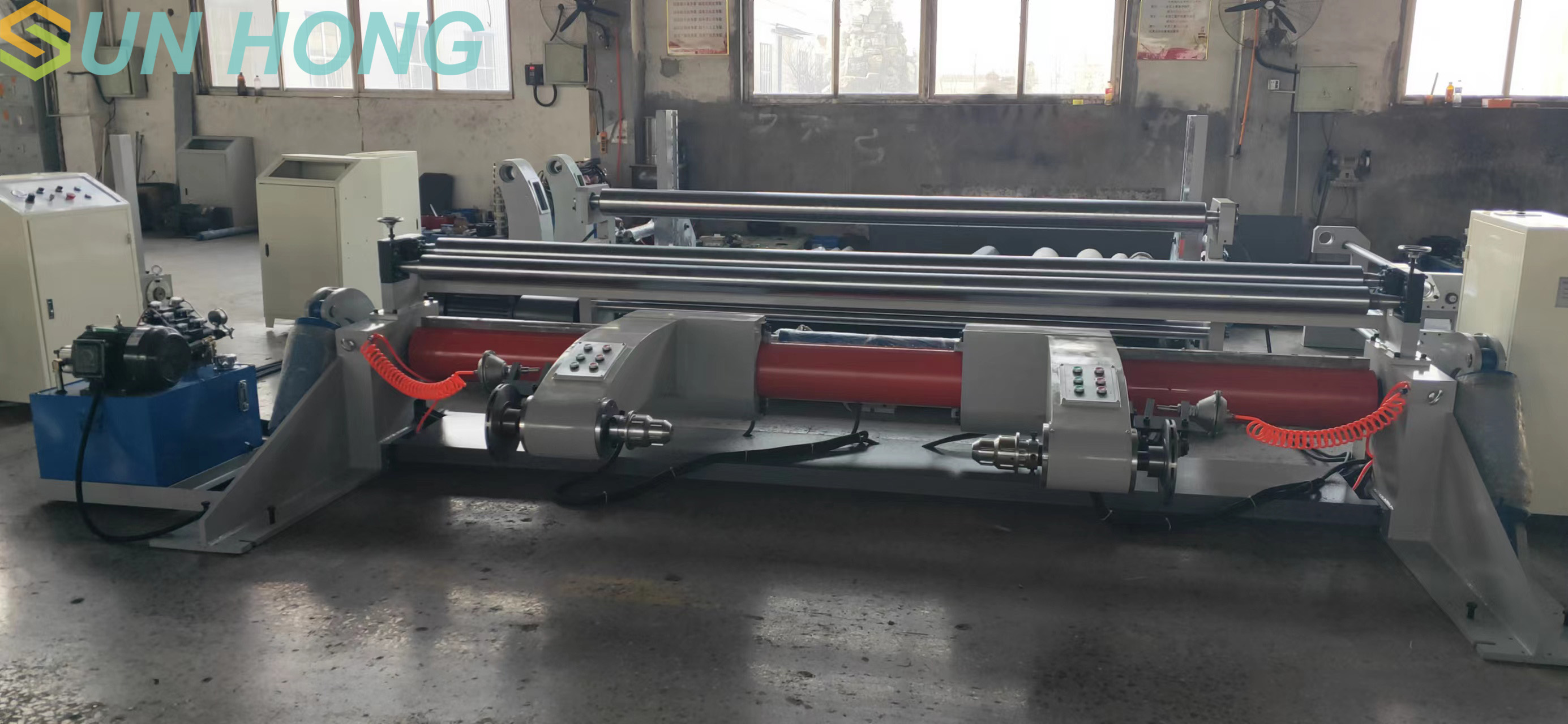 Machine de tranche de rembobinage en papier ondulé Kraft