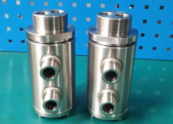 Joint rotatif multi-passages