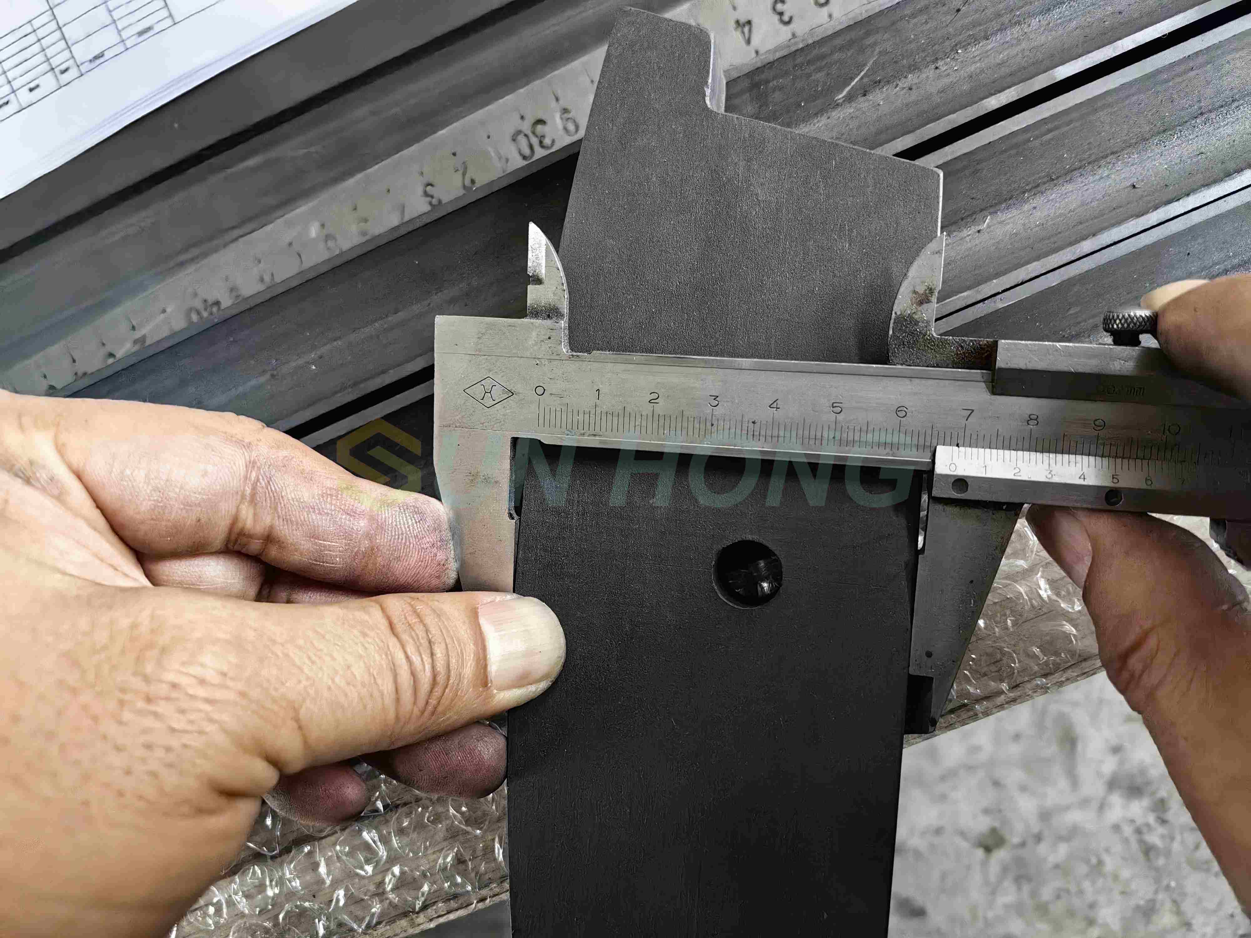 Rouleau d'aspiration de machine en papier UHMW Rubber Graphite Scelling Strip