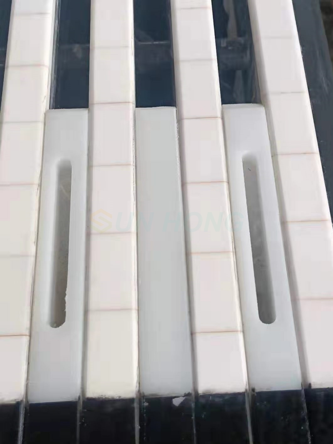 couvercle de bo&icirc;te d'aspiration en c&eacute;ramique