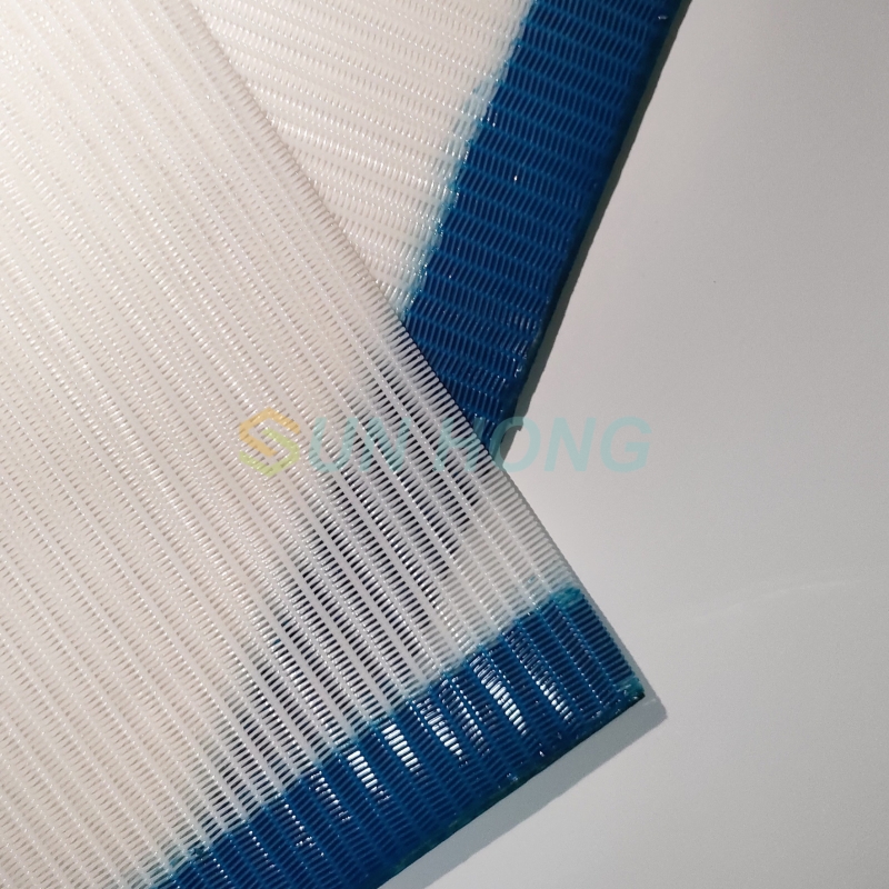 Tissu de séchoir en spirale de machine en papier