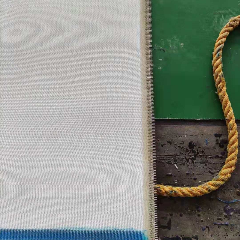 Belon en maille d'assèchement des boues de presse à pulpe